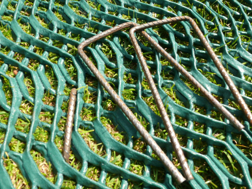 U Pins - Ribbed Steel - 170mm x 6mm-0